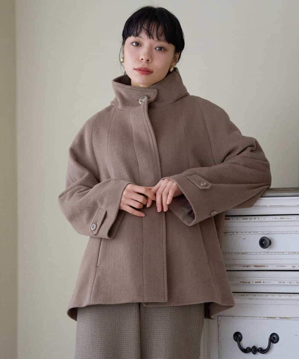 NHDAI88790 GIANNI LO GIUDICE(小さいサイズ)(メゾン ドゥ サンク) アンゴラ混ウールショートコート ベージュ