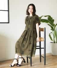 NHEGF93390 GIANNI LO GIUDICE(小さいサイズ)(メゾン ドゥ サンク) 楊柳フラワー刺しゅうワンピース カーキ