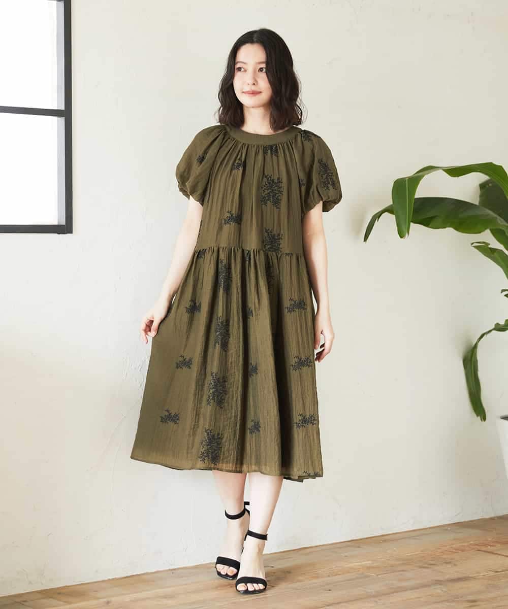 NHEGF93390 GIANNI LO GIUDICE(小さいサイズ)(メゾン ドゥ サンク) 楊柳フラワー刺しゅうワンピース ベージュ