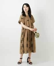 NHEGF93390 GIANNI LO GIUDICE(小さいサイズ)(メゾン ドゥ サンク) 楊柳フラワー刺しゅうワンピース ベージュ
