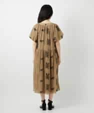 NHEGF93390 GIANNI LO GIUDICE(小さいサイズ)(メゾン ドゥ サンク) 楊柳フラワー刺しゅうワンピース ベージュ