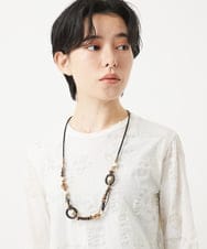 NR2EB01100 GIANNI LO GIUDICE(小さいサイズ)(メゾン ドゥ サンク) [日本製]カカモラネックレス ベージュ系
