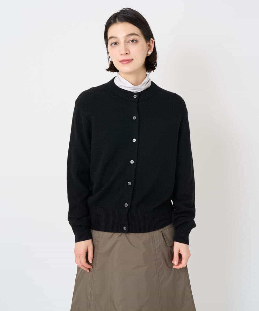 NSSAF83390 Maison de CINQ(メゾン ドゥ サンク) クルーネックカシミヤニットカーディガン ブラック