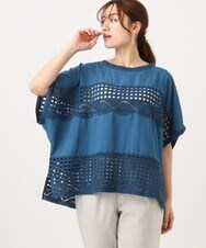 OLBED29119 eur3(エウルキューブ) 【大きいサイズ】かぎ針切り替えブラウス ブルー
