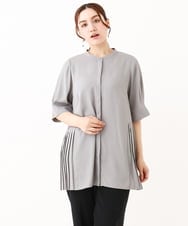 OLBHV35089 eur3(エウルキューブ) 【大きいサイズ/a.v.v×eur3】バックプリーツブラウスチュニック グレー(92)