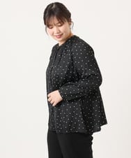 OLBKA04099 eur3(エウルキューブ) 【大きいサイズ】サテンドットブラウス ブラック(94)