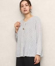 OLBKA08079 eur3(エウルキューブ) 【大きいサイズ/11号サイズあり】Vネックストライプブラウス ホワイト(90)