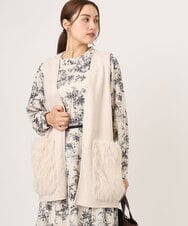 OLCKA07099 eur3(エウルキューブ) 【大きいサイズ】ファーポケットベスト アイボリー(80)