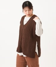 OLFLD06099 eur3(エウルキューブ) 【野呂佳代さん着用/大きいサイズ】ケーブルニットベスト ダークブラウン