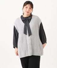 OLFLD06099 eur3(エウルキューブ) 【野呂佳代さん着用/大きいサイズ】ケーブルニットベスト ライトグレー(九州/WEB限定）