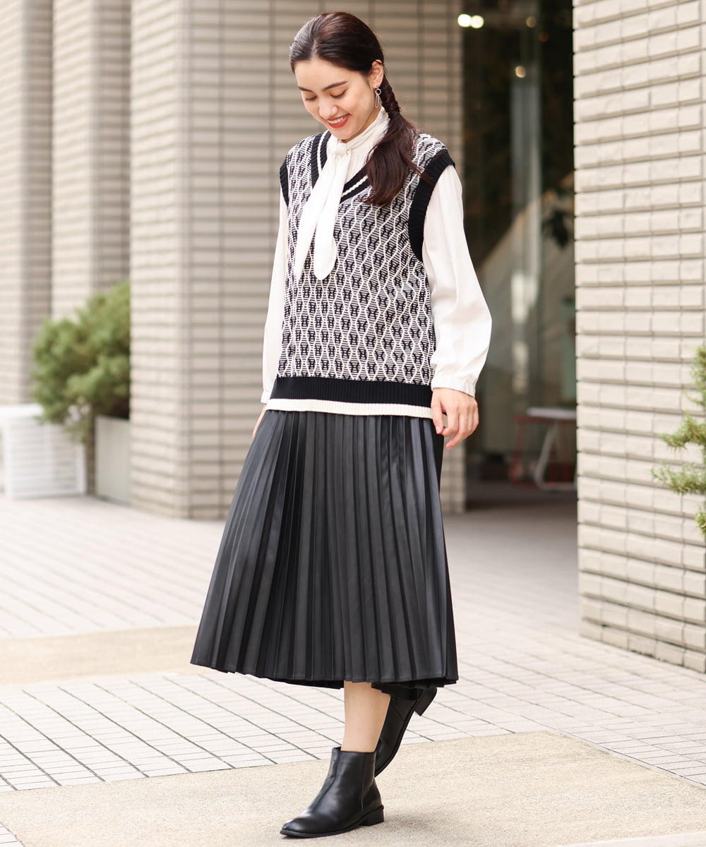OLFLP08080 eur3(エウルキューブ) 【雑誌掲載】【大きいサイズ/11号サイズあり】バイカラーVネックベスト ブラック(94)