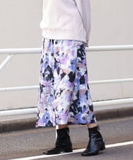OLHAV15129 eur3(エウルキューブ) 【大きいサイズ】ペイントフラワープリントスカート ネイビー(57)