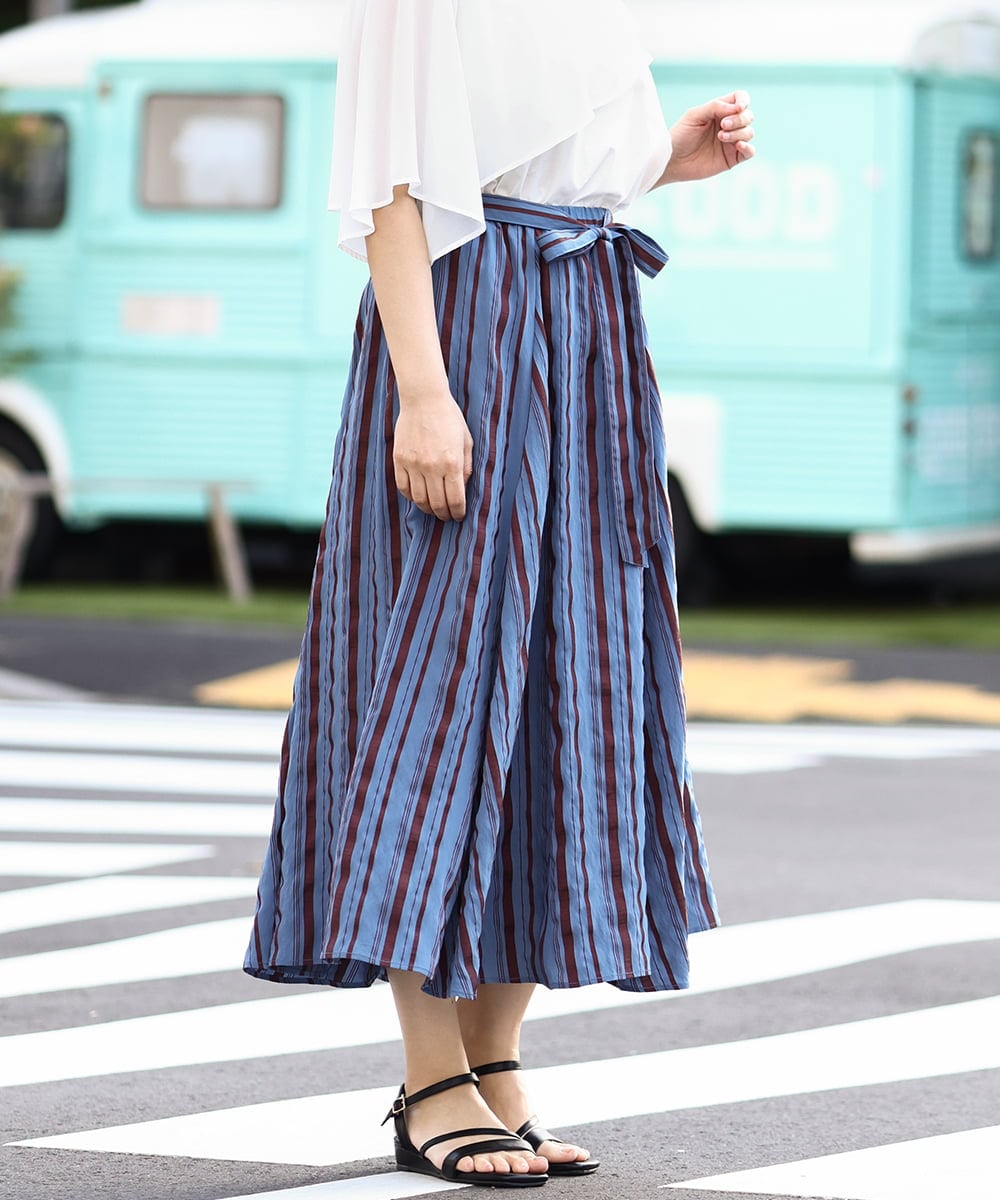 OLHHV16089 eur3(エウルキューブ) 【大きいサイズ/洗える/a.v.v×eur3】ドビーストライプフレアスカート ブルー(55)