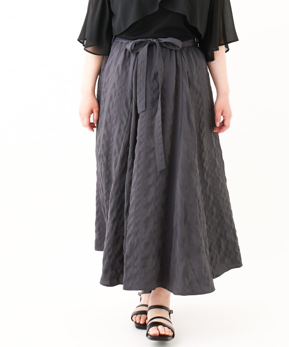 OLHHV16089 eur3(エウルキューブ) 【大きいサイズ/洗える/a.v.v×eur3】ドビーストライプフレアスカート ダークグレー(93)
