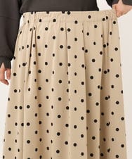 OLHKD09129 eur3(エウルキューブ) 【大きいサイズ】ドットプリントリバーシブルスカート ベージュ