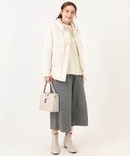 OLJKA02239 eur3(エウルキューブ) 【大きいサイズ】フーディー風ダウンベスト アイボリー(80)