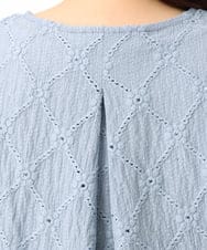 OLKGD37069 eur3(エウルキューブ) 【大きいサイズ】アイレットレースフレアスリーブトップス ライトブルー