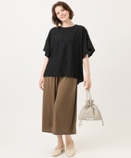 OLKGD37069 eur3(エウルキューブ) 【大きいサイズ】アイレットレースフレアスリーブトップス ブラック