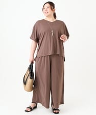 OLKGV24069 eur3(エウルキューブ) 【大きいサイズ/接触冷感/セットアップ対応】Vネックジャージートップス モカ(84)