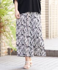 OLLFS19110 eur3(エウルキューブ) 【大きいサイズ】リーフプリントワイドパンツ ブラック(94)