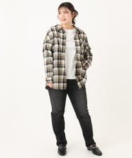 OLLLA21089 eur3(エウルキューブ) 【大きいサイズ】ゆるフィットスキニー裏起毛デニムパンツ ブラック(94)