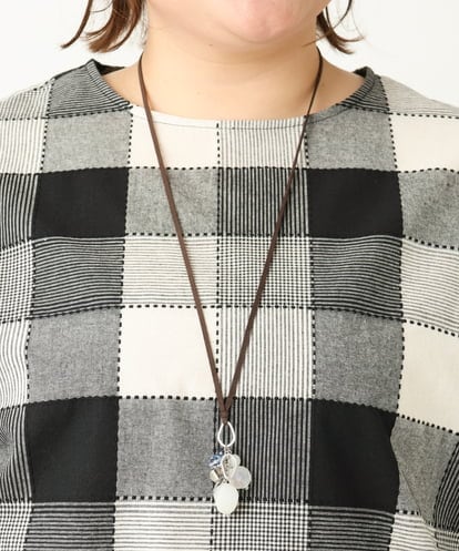 OZ2EA10039 eur3 クリスタルビーズネックレス