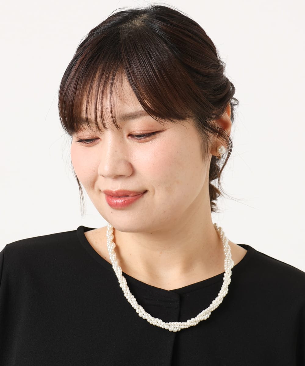OZ2KA31049 eur3(エウルキューブ) ツイストパールネックレス アイボリー