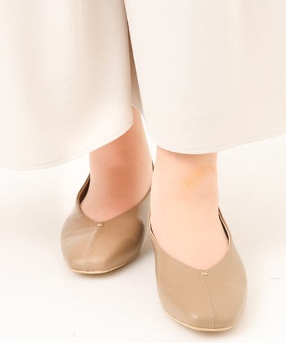 OZ6DA01089 eur3 Vカットデザインパンプス