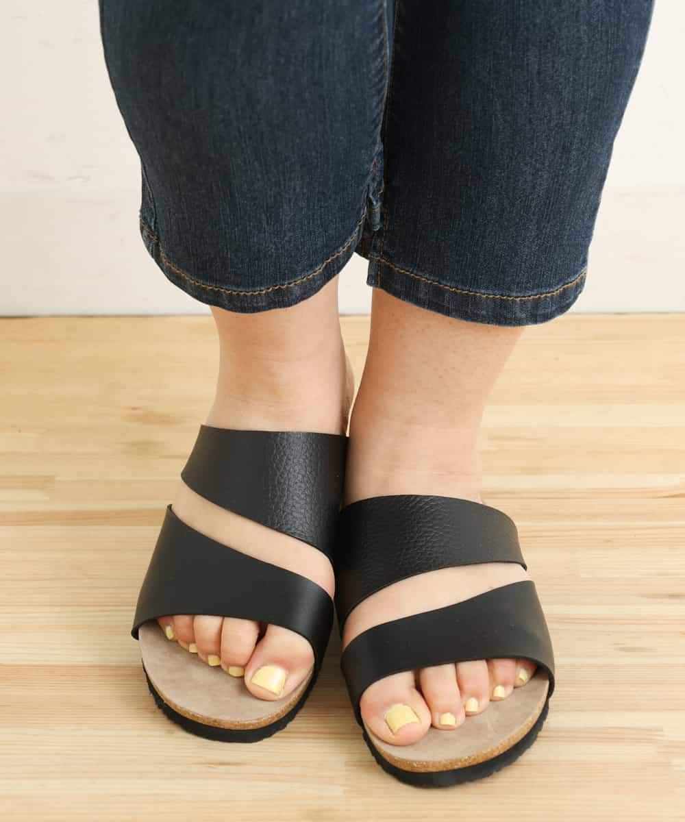OZ6FP04060 eur3(エウルキューブ) フットベットサンダル ブラック(94)