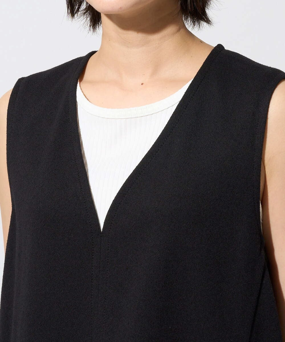 PZKGD34210 GEORGES RECH(ジョルジュ・レッシュ)  [セットアップ対応]VネックAラインベスト ブラック