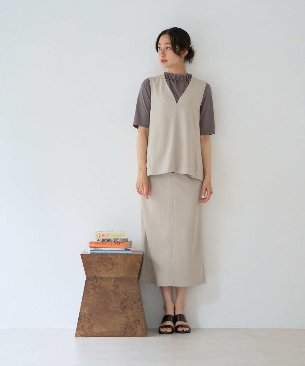 PZKGD34210 GEORGES RECH(ジョルジュ・レッシュ)  [セットアップ対応]VネックAラインベスト ブラック