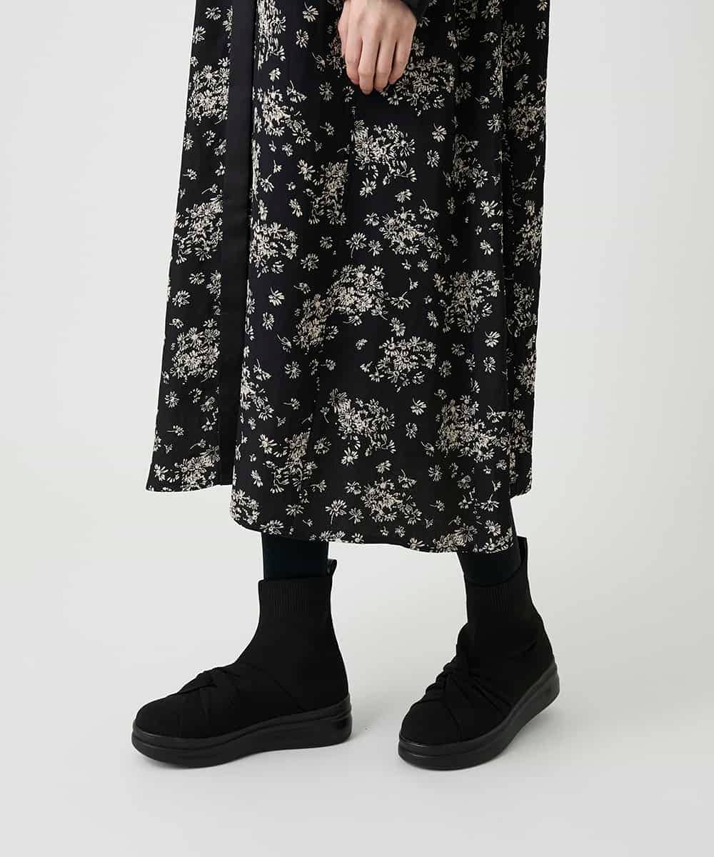 R6ELE30490 HIROKO BIS(小さいサイズ)(メゾン ドゥ サンク) 【小さいサイズ】小付きフラワー柄シャツワンピース ブラック