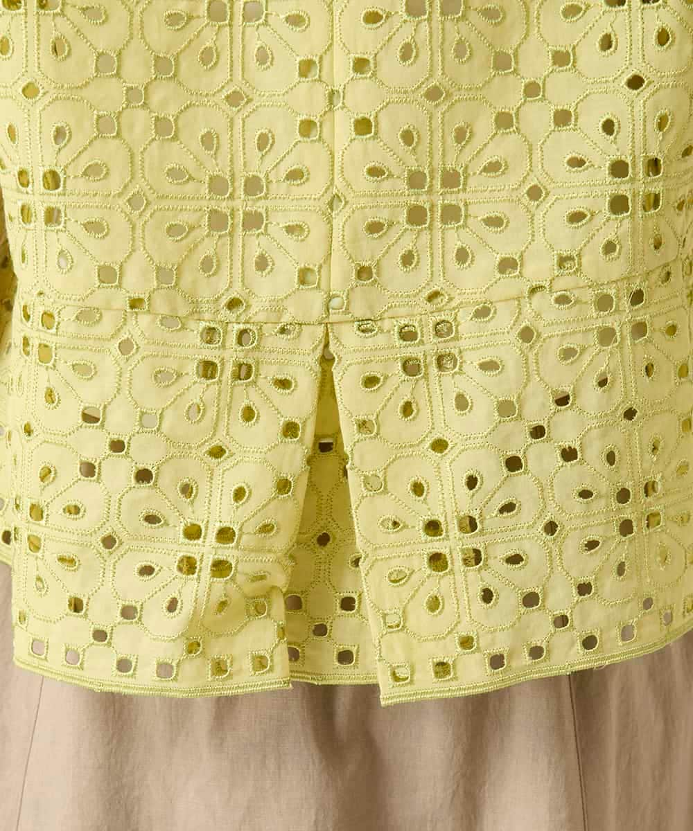 RBBFD33270 HIROKO BIS(ヒロコ ビス) アイレット刺繍タックヘムブラウス /洗える ライトイエロー