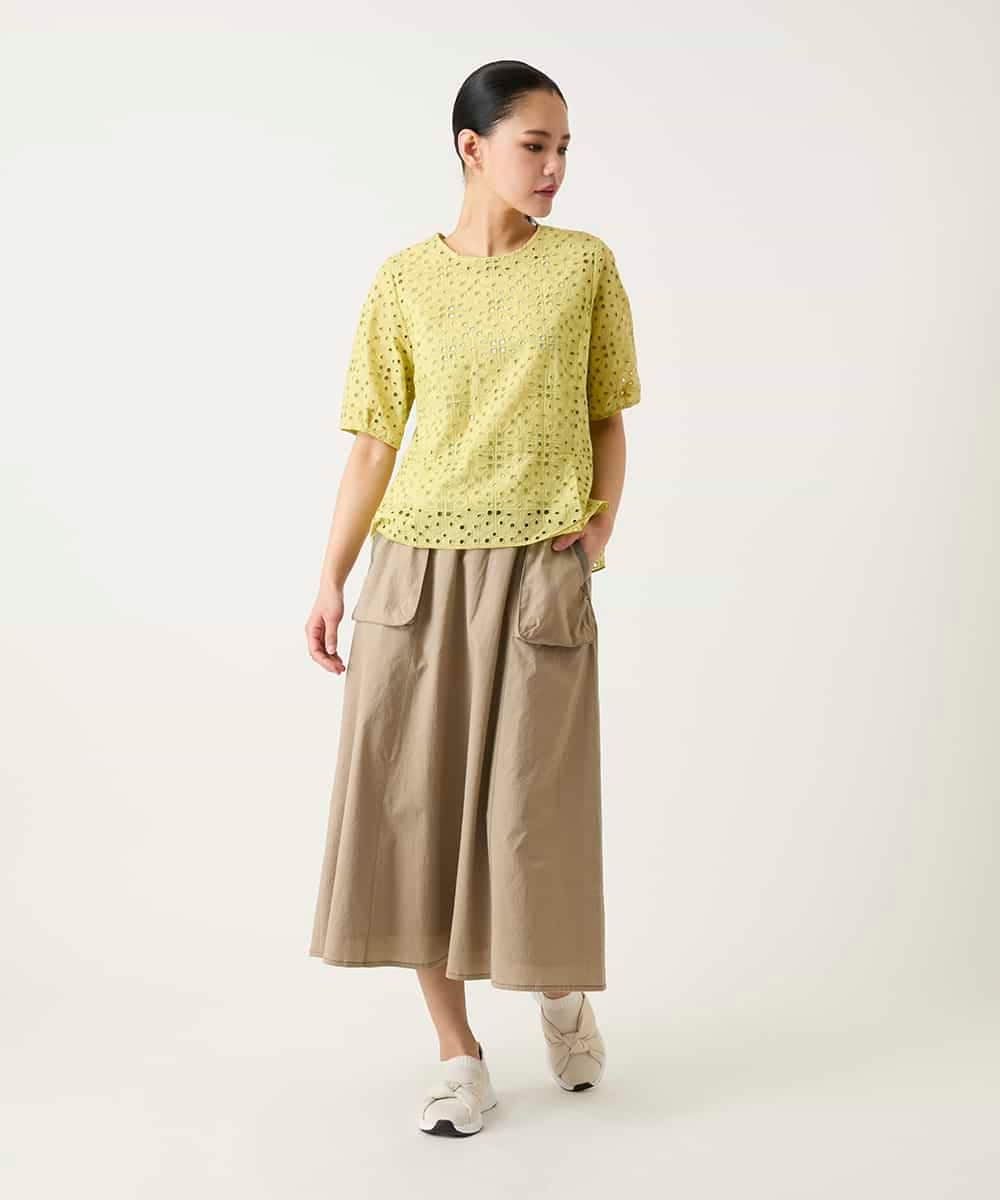 RBBFD33270 HIROKO BIS(ヒロコ ビス) アイレット刺繍タックヘムブラウス /洗える ライトイエロー
