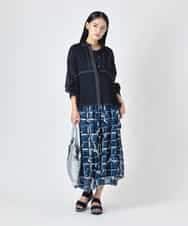 RBBJD12290 HIROKO BIS(ヒロコ ビス) ステッチデザイン短丈シアーブラウス ブラック