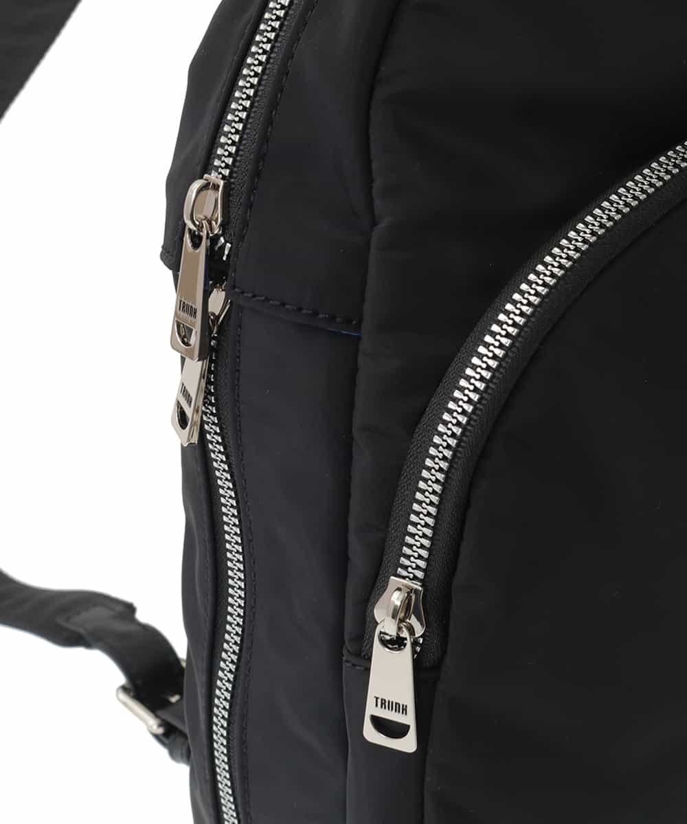 RG5HB01450 TRUNK HIROKO KOSHINO(ヒロココシノ) マイクロタフタコンパクトリュック ブラック
