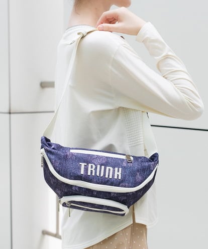 RG5JE02320 TRUNK HIROKO KOSHINO デニムプリントボディバッグ