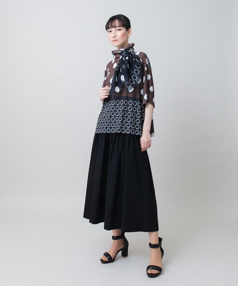 RHHGE20490 HIROKO KOSHINO(ヒロココシノ) タックアクセントフレアスカート/日本製/洗える グレージュ