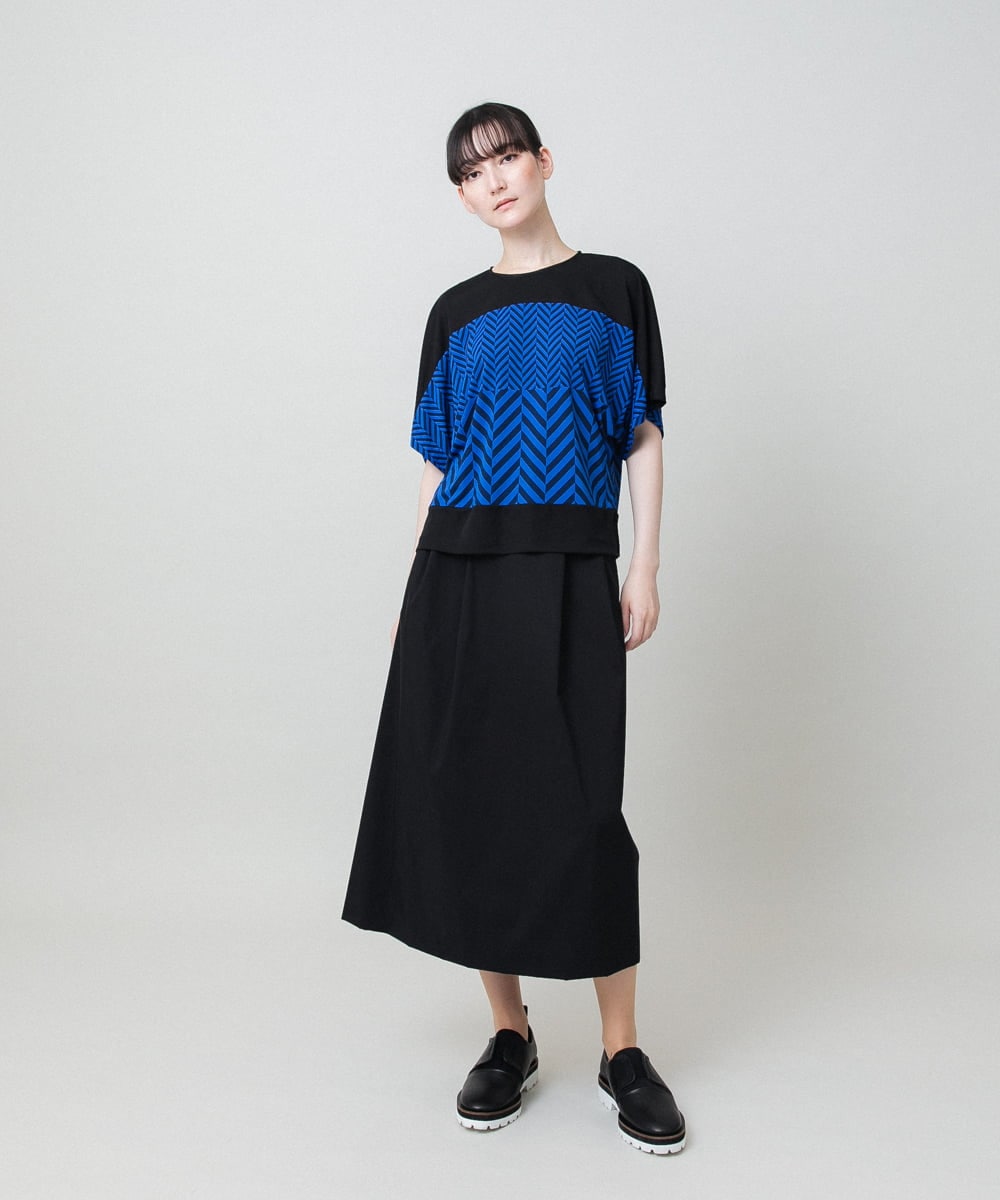 RHKHE07390 HIROKO KOSHINO(ヒロココシノ) 幾何柄プリントコンパクトプルオーバー /日本製/洗える ブルー