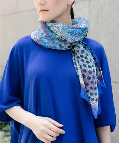 RK3HE02270 HIROKO KOSHINO レインドットデザインプリントストール