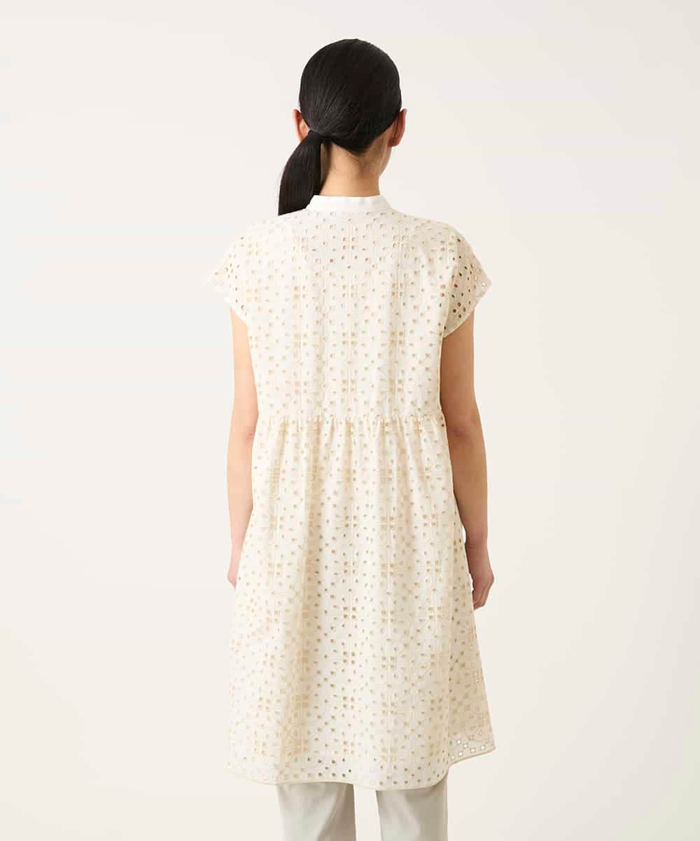 RLBFD34410 HIROKO BIS GRANDE(ヒロコ ビス グランデ) 【大きいサイズ】アイレット刺繍フレンチスリーブチュニックブラウス /洗える アイボリー