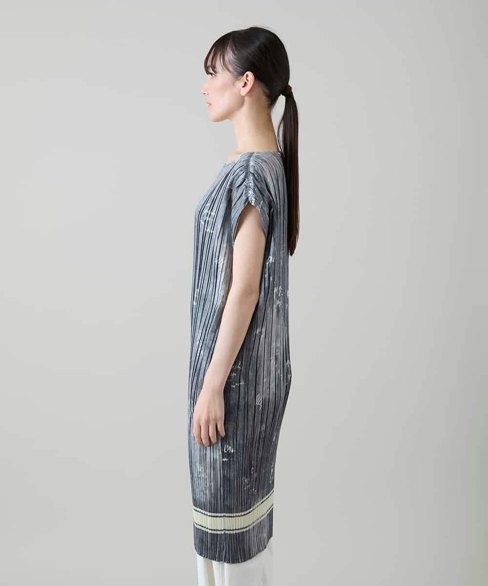 RSEGD03590 TRUNK HIROKO KOSHINO(ヒロココシノ) デニム風ロゴプリントプリーツチュニック/洗える ブラック