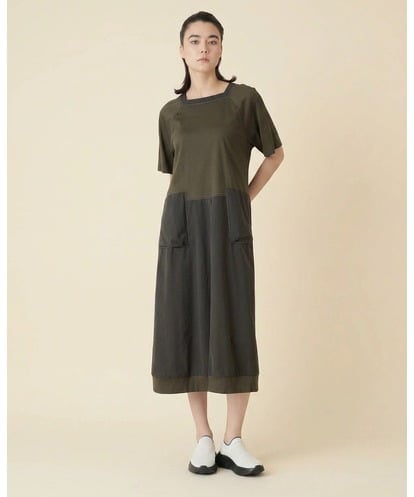 RSEIE02630 TRUNK HIROKO KOSHINO 異素材コンビ配色ワンピース/洗える