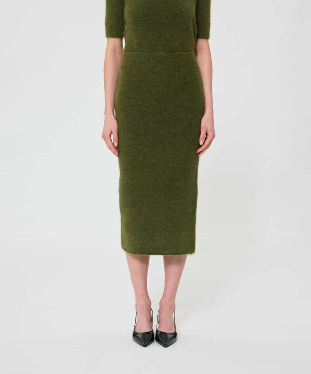VZHAD17400 TARA JARMON(タラ ジャーモン) 【メディア着用】ブラッシュドアルパカニットスカート カーキ