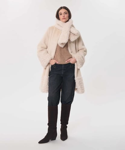 VZUAG07800 TARA JARMON パッチワークノーカラーファーコート
