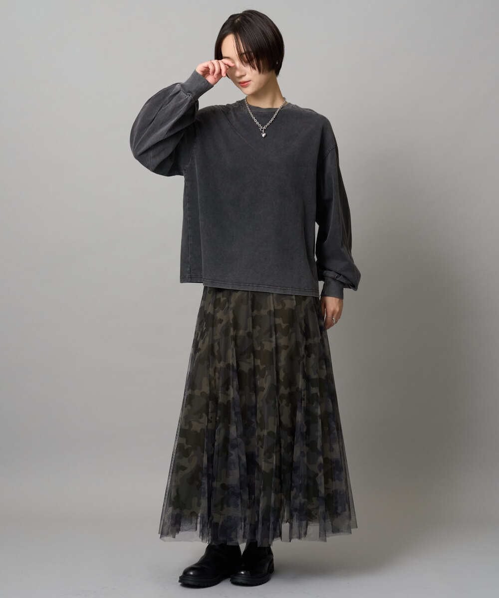ZMKJE08138 al'aise modulation(アレーズモジュレーション) バックロゴ刺繍ボリュームスリーブカットソー ブラック