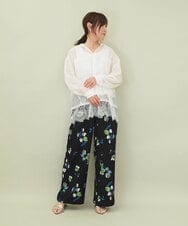 ZMLGE18160 al'aise modulation(アレーズモジュレーション) フラワープリントイージーワイドパンツ ブラック